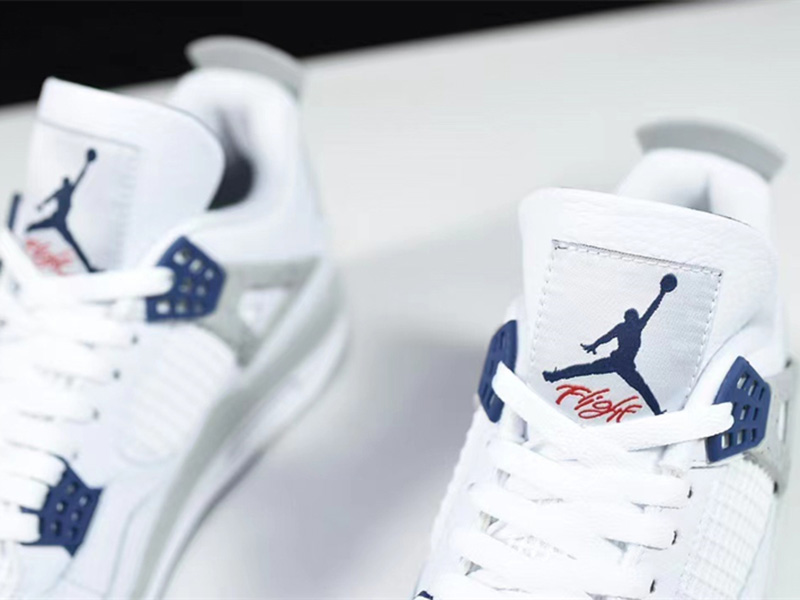 Jordan 4 RetroWhite Midnight Navy DH6927-140
