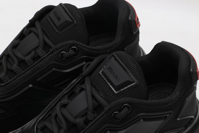 Prada snekaers P000004
