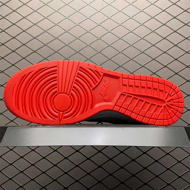 Nike Dunk Low EMB NBA 75th Anniversary Chicago DD3363-100