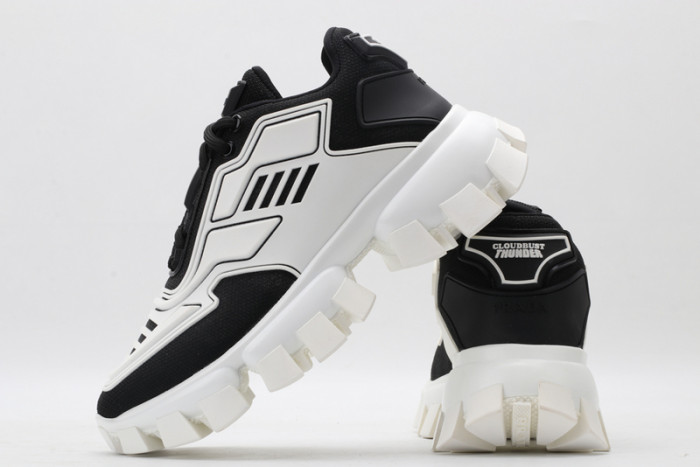 Prada snekaers P000008