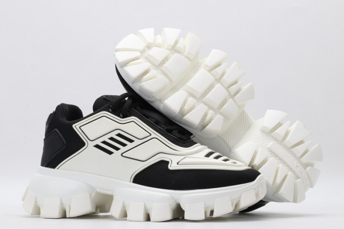 Prada snekaers P000008