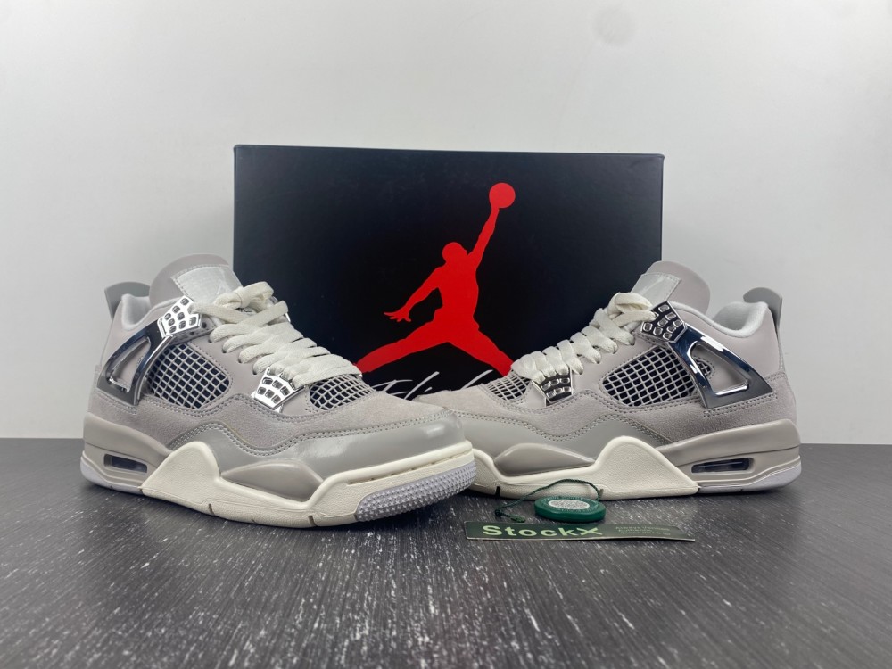 Air Jordan 4 WMNS “Frozen Moments”