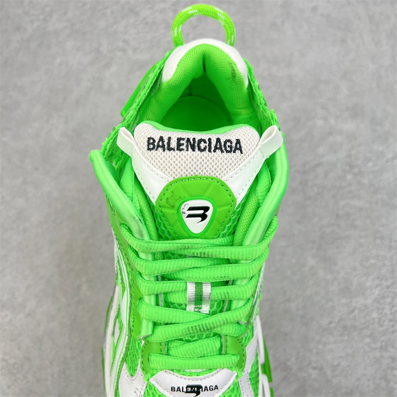 Balenciaga Runner Fashion Lace-up Sneakers White and Green 677403W3RBM3590