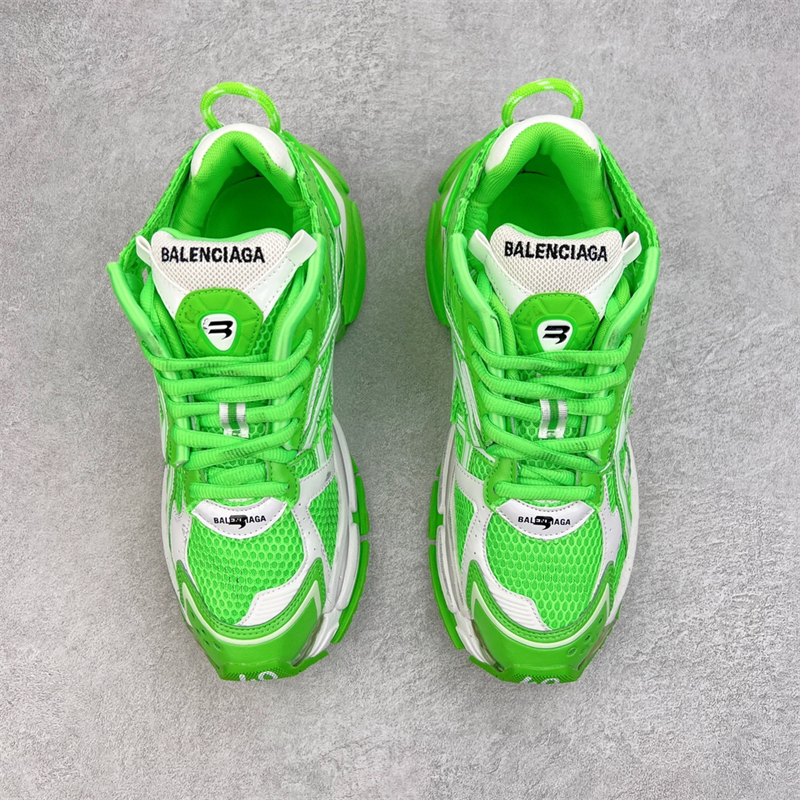 Balenciaga Runner Fashion Lace-up Sneakers White and Green 677403W3RBM3590