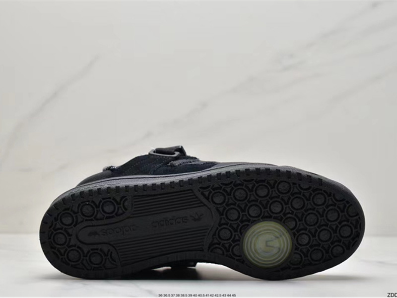 Adidas Forum Low Bad Bunny GW026401