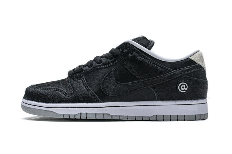 Nike SB Dunk Low Medicom Toy (2020) CZ5127-001