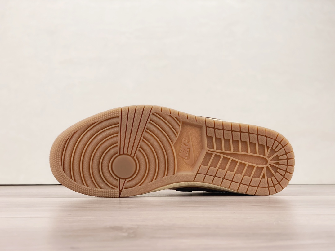 Jordan 1 Retro Low OG Zion Williamson Voodoo DZ7292-200