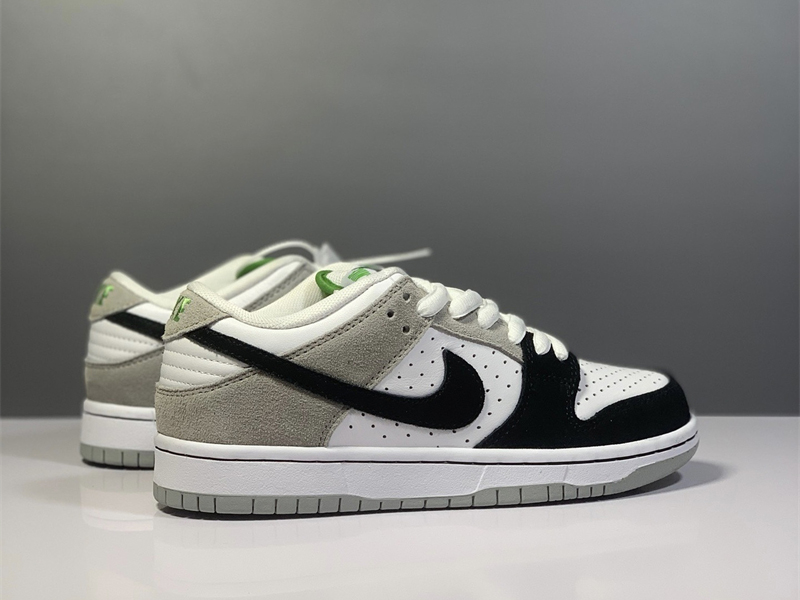 Nike SB Dunk Low Chlorophyll BQ6817-011