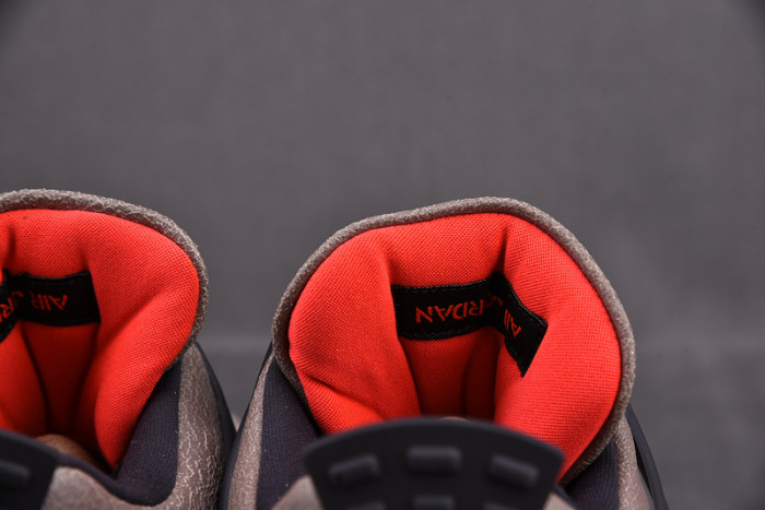 Jordan 4 Retro Taupe Haze