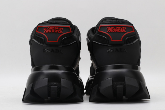 Prada snekaers P000004