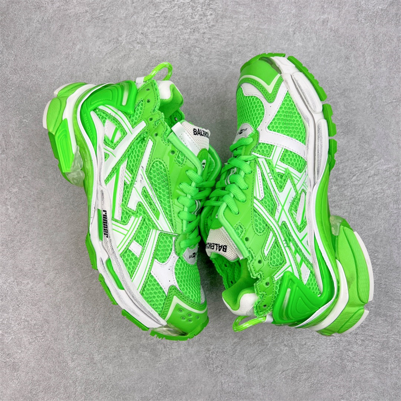 Balenciaga Runner Fashion Lace-up Sneakers White and Green 677403W3RBM3590