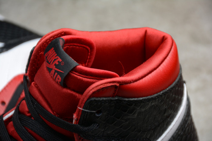 AIR JORDAN 1 HIGH OG SATIN SNAKE CD0461-601