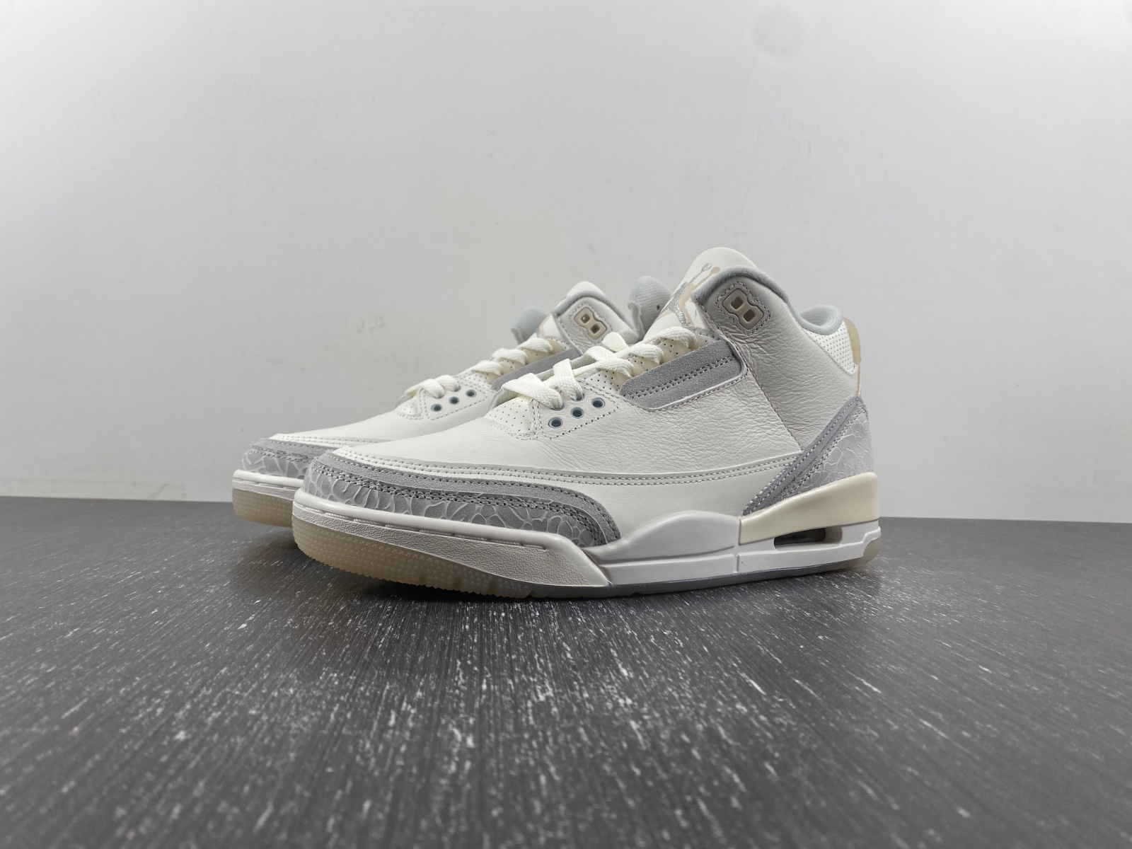 Air Jordan 3 Craft “Ivory”