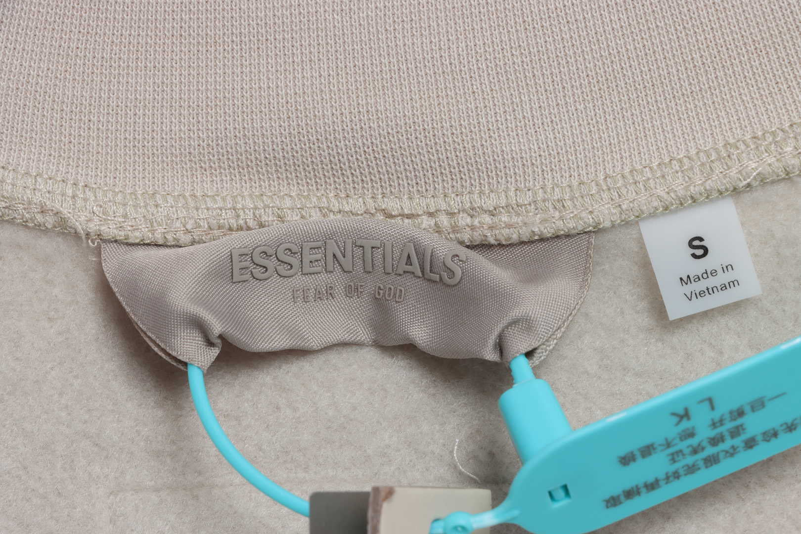 Ess3nt1als F0G  1977 flocking plus fleece sweater