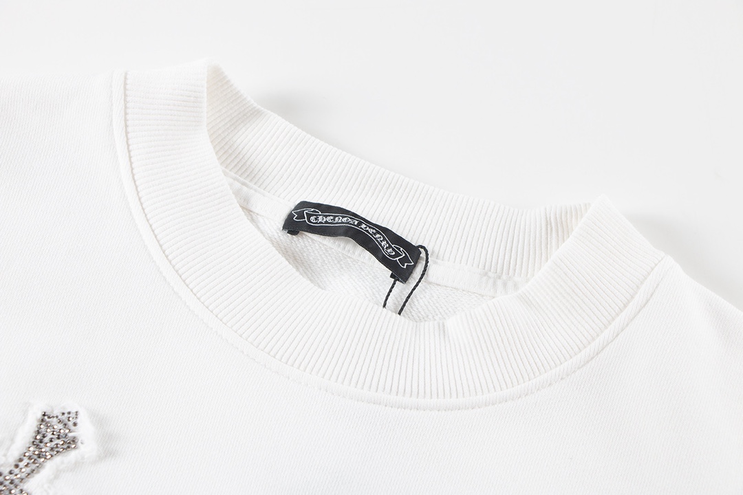 Chrome Hearts latest heavy-weight basic crewneck sweatshirt in white