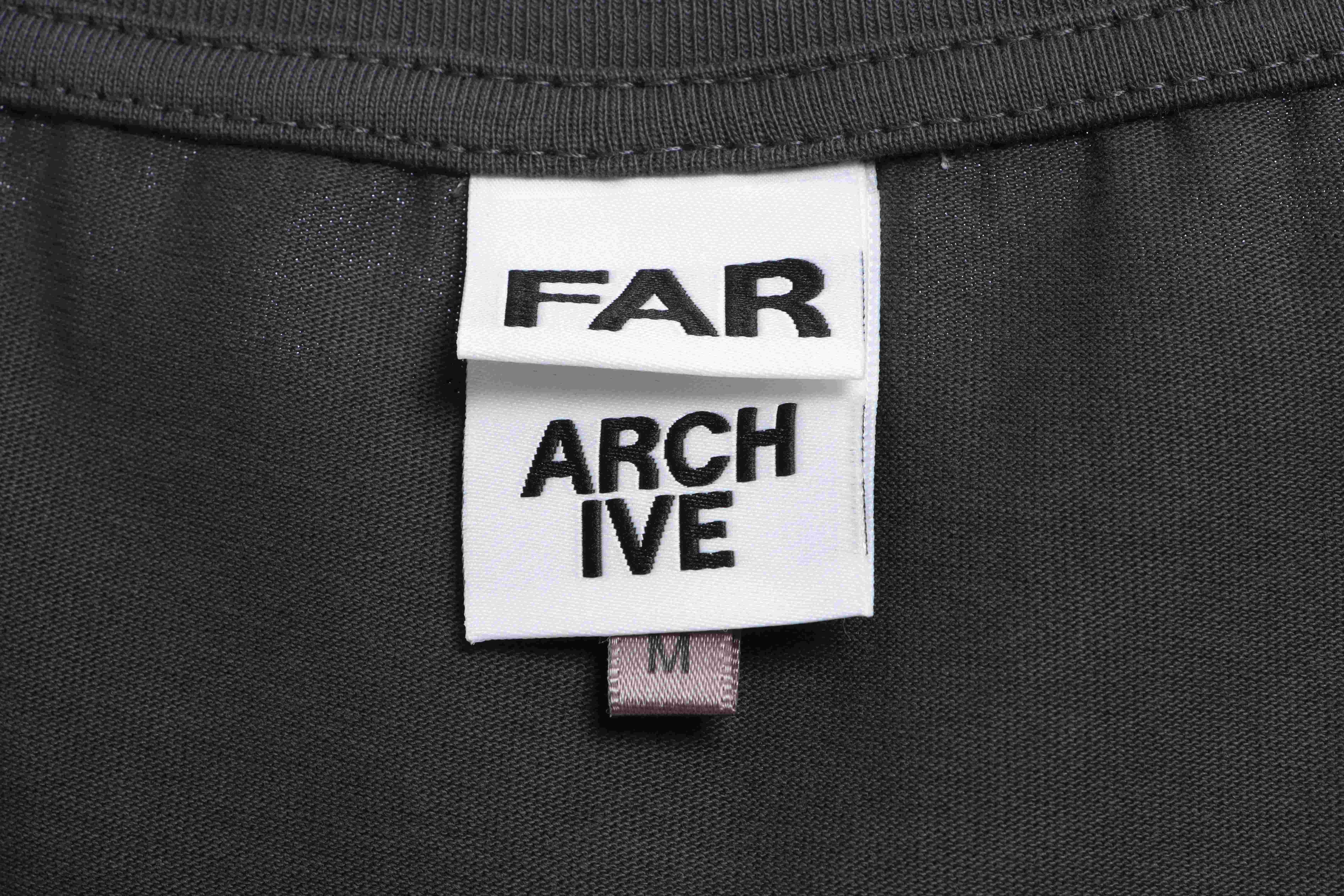 FAR.ARCHIVE White Letter Print Short Sleeve T-Shirt