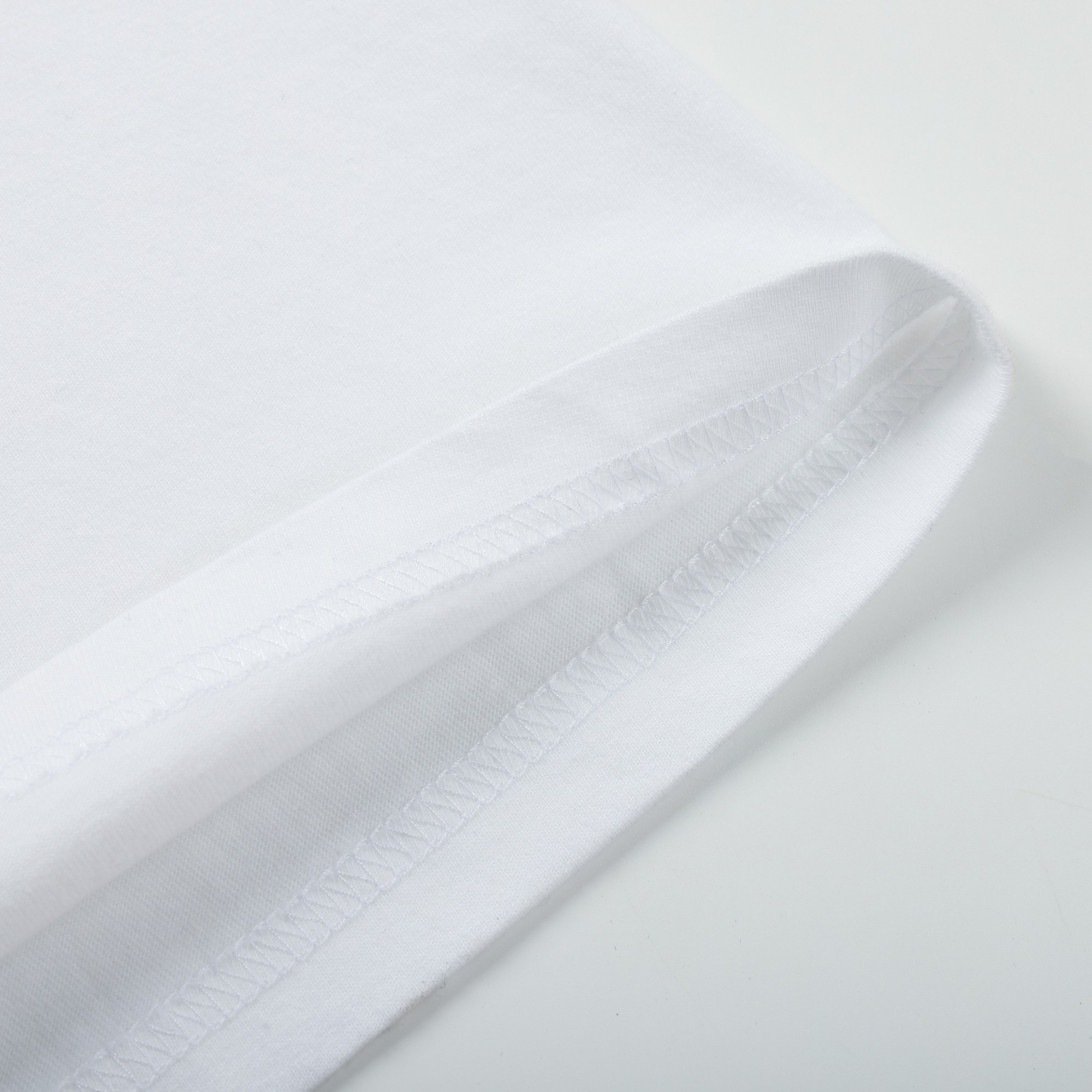 N0ah New  cross front and back LOGO short sleeves