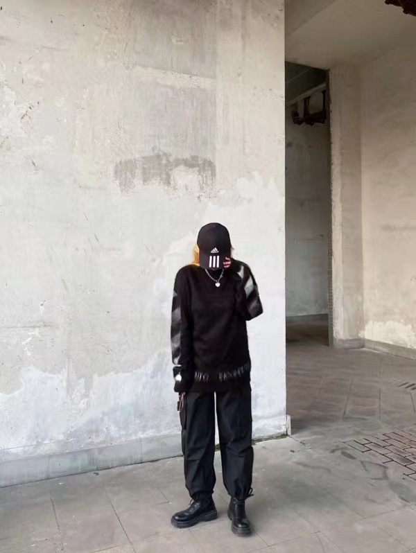 OFF WHITE Mohair Sweater Gradient 3