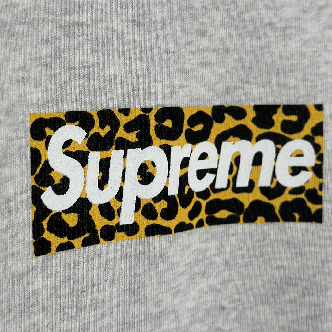 Suprem3 Shanghai Box Logo Hoodie