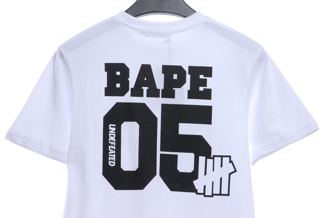 BAPE co-signed UDF camouflage five-bar short sleeves