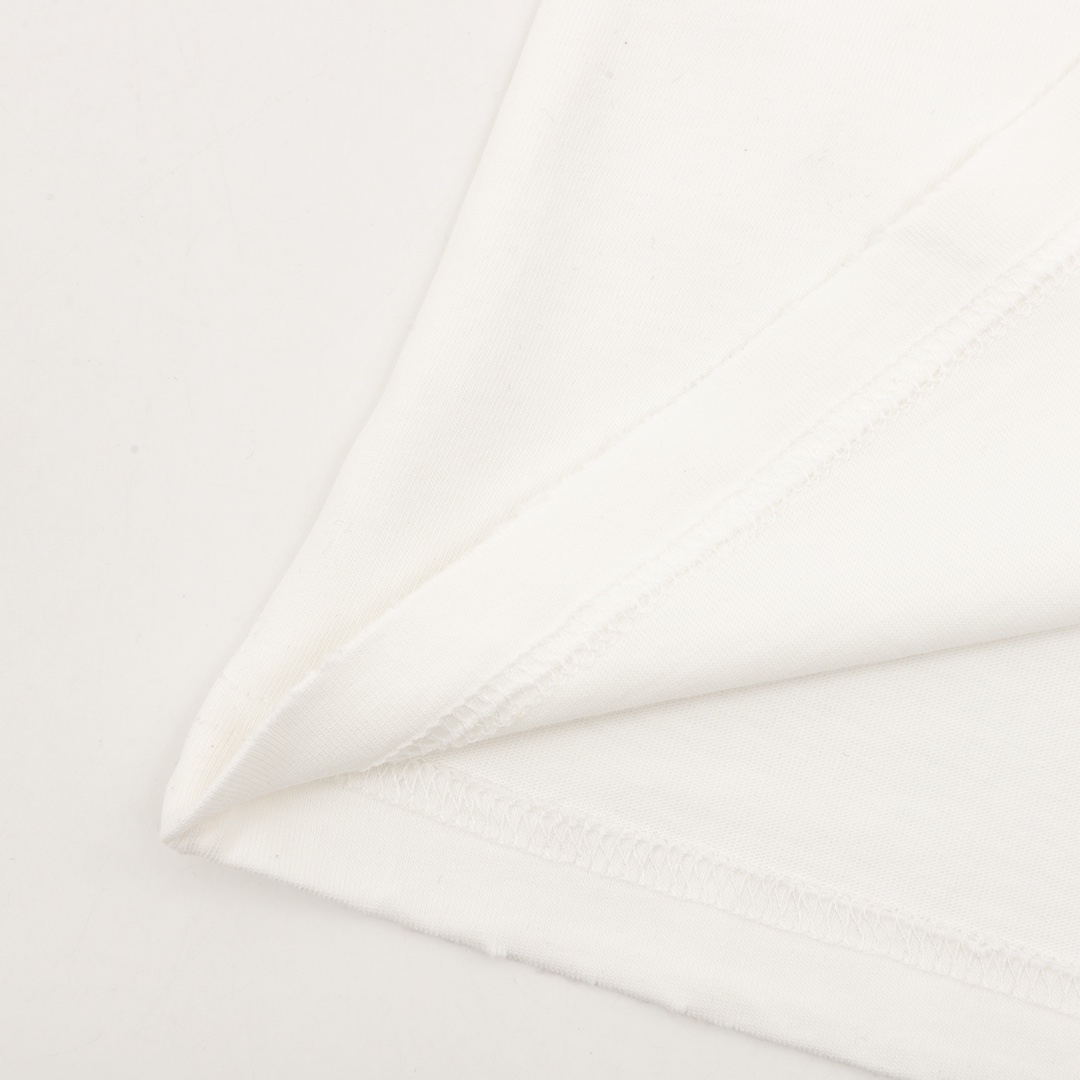 Balancig* Chest letter print T-shirt