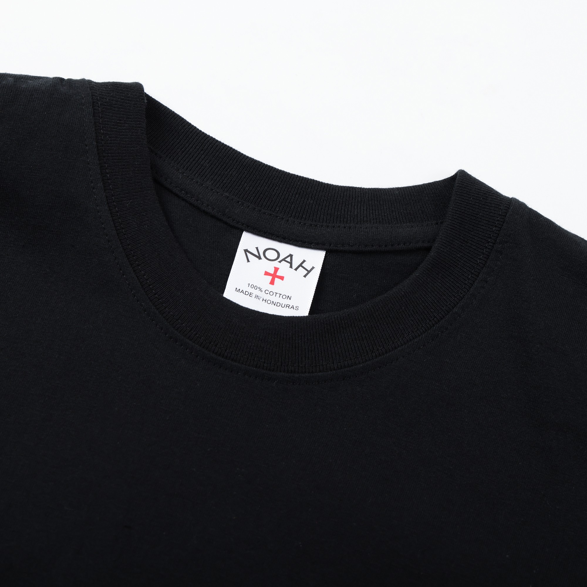 N0ah New  cross front and back LOGO short sleeves