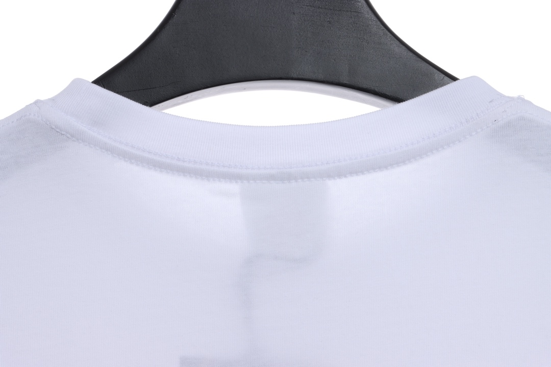 BAPE chest graffiti letters short sleeves