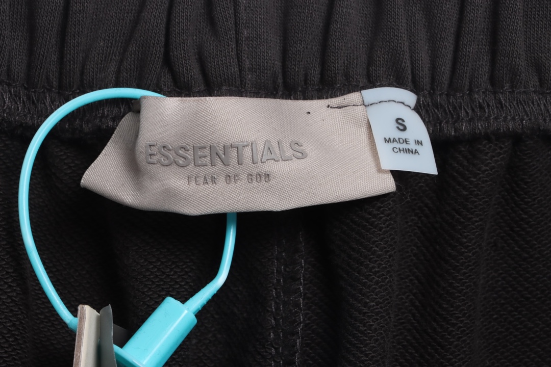 FOG  Eighth Season Flocked Print Letter Shorts