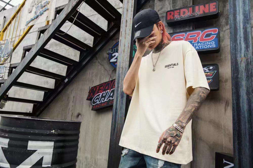 Fear of god  Essentials back five-pointed star print short-sleeved T-shirt