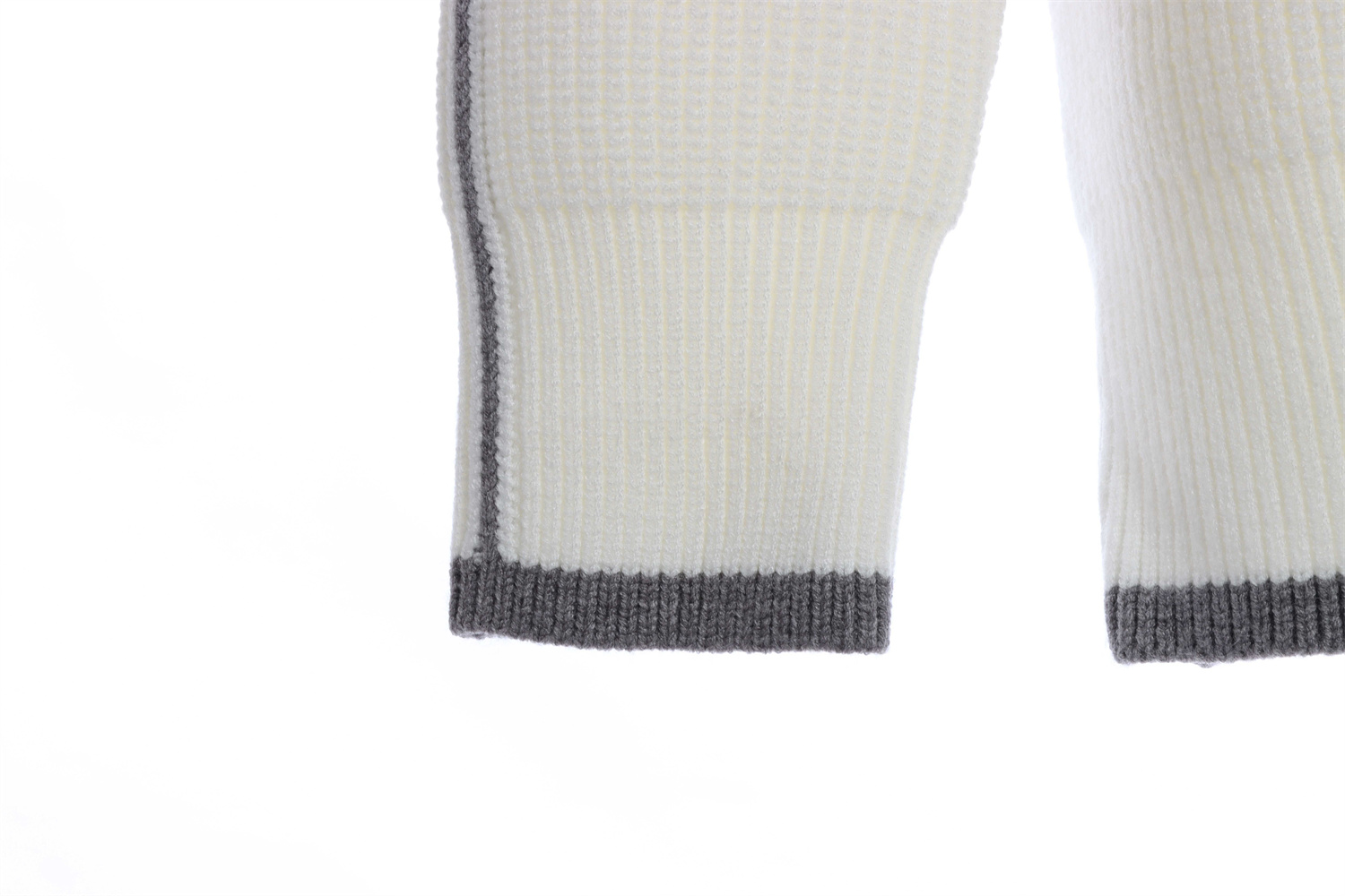 ThomBrowne New Season 22Ss Four-Stripe Pullover Long Sleeve Crewneck Sweater