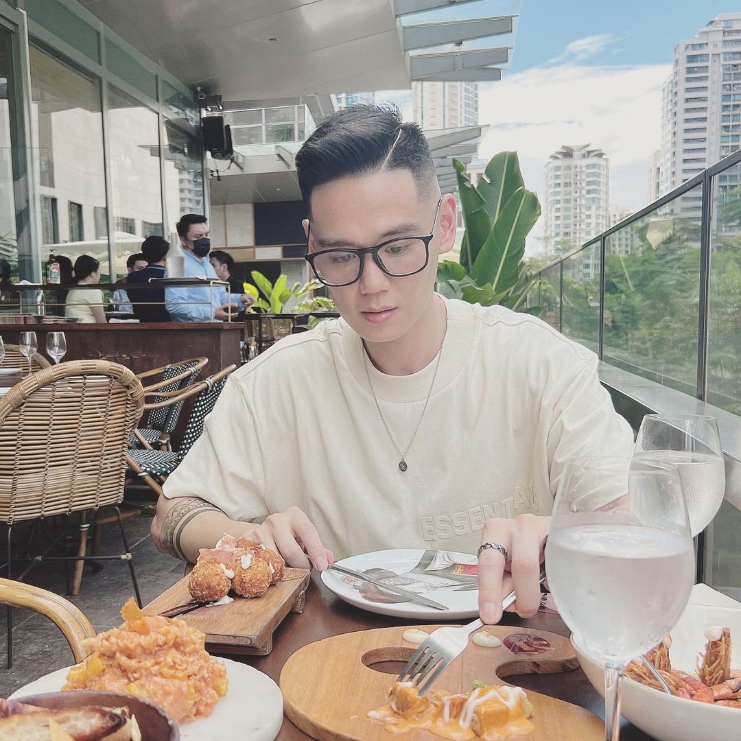 Fear of God Essentials Short-Sleeve Tees