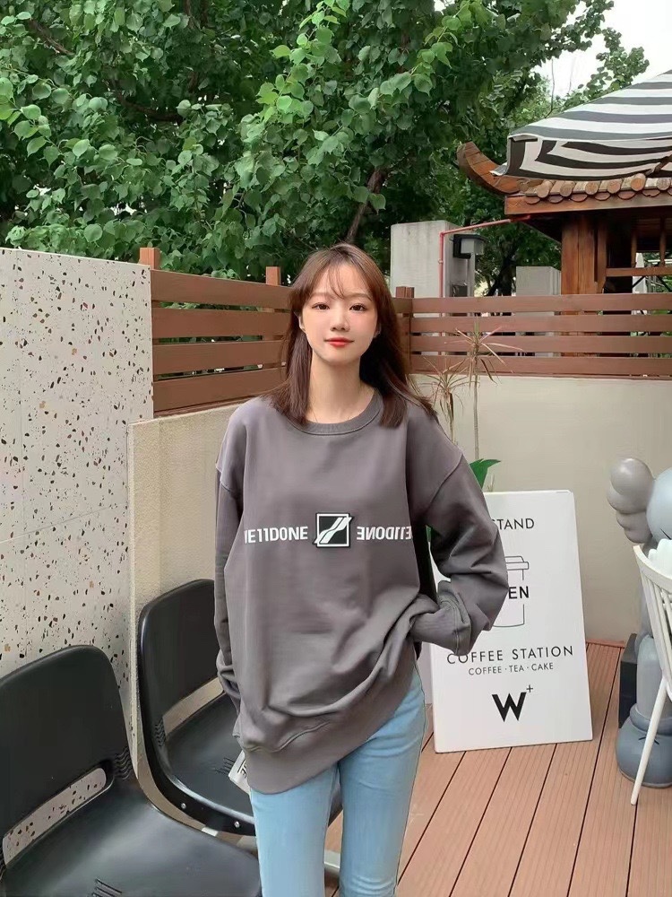 W3LL mirror image silicone letter  hoodie