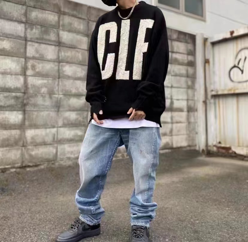 Saint Michael 22FW GIF Letter Destruction Crew Neck Sweater