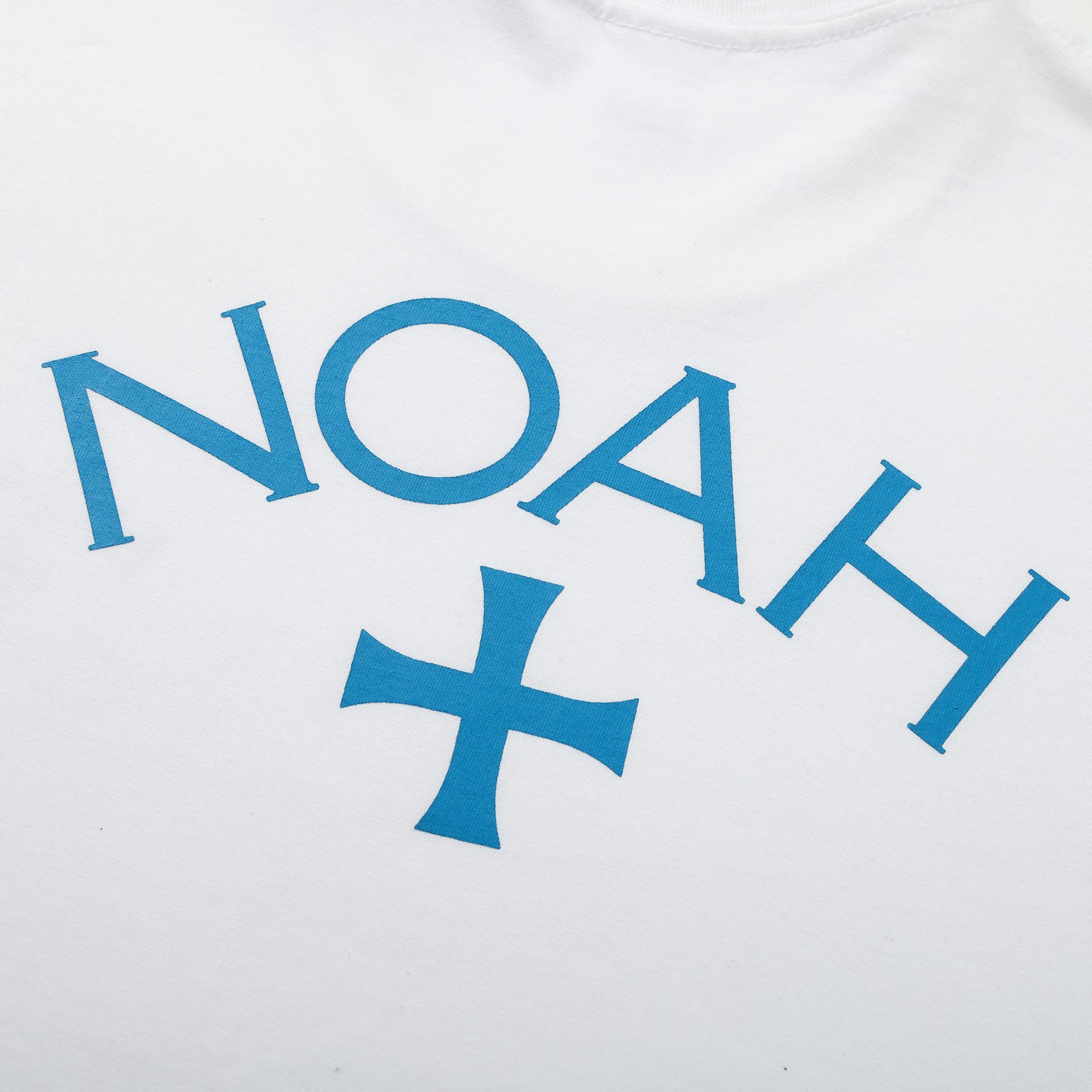 N0ah New  cross front and back LOGO short sleeves
