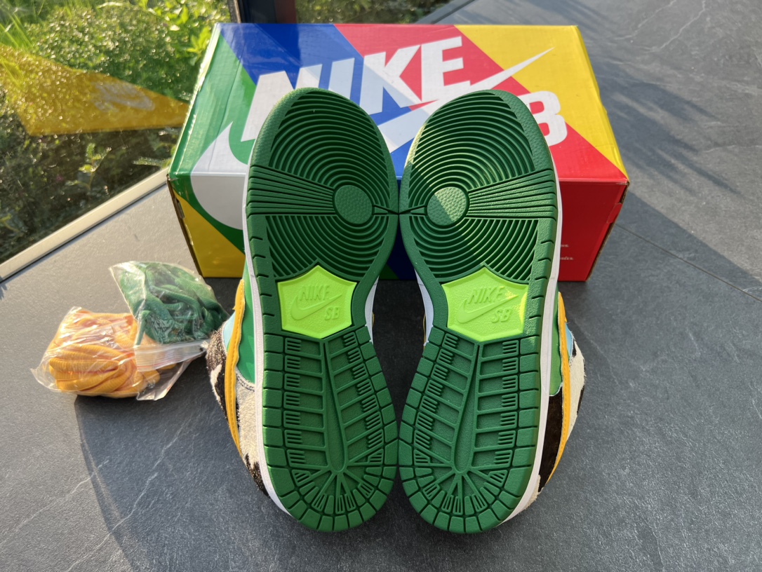 Nike SB Dunk Low Ben & Jerry's Chunky Dunky