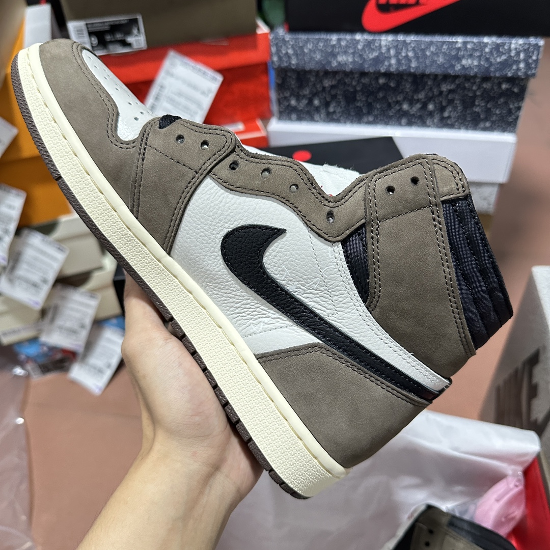 Jordan 1 Retro High OG SP Travis Scott Mocha