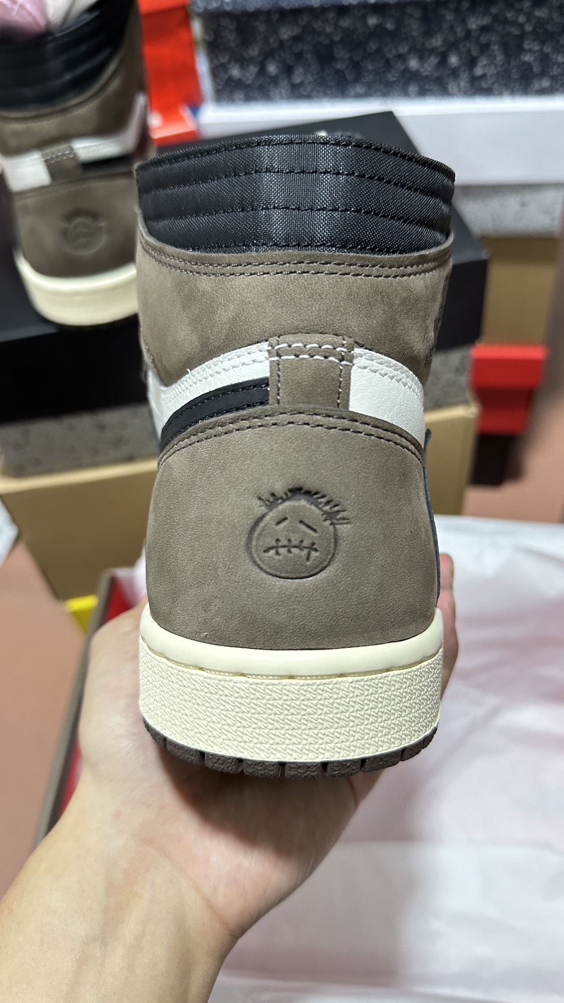 Jordan 1 Retro High OG SP Travis Scott Mocha