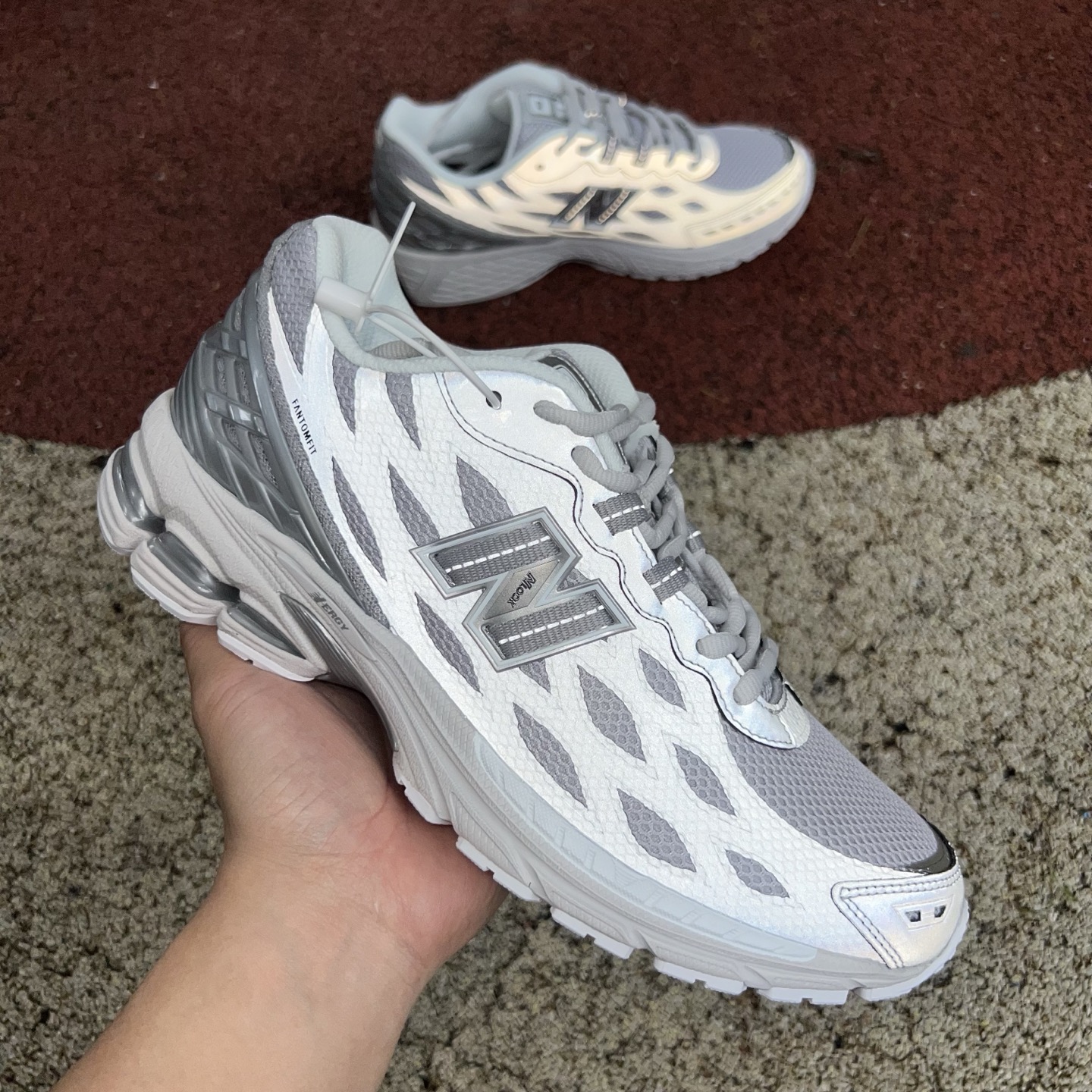 New Balance 1906W Silver Metallic