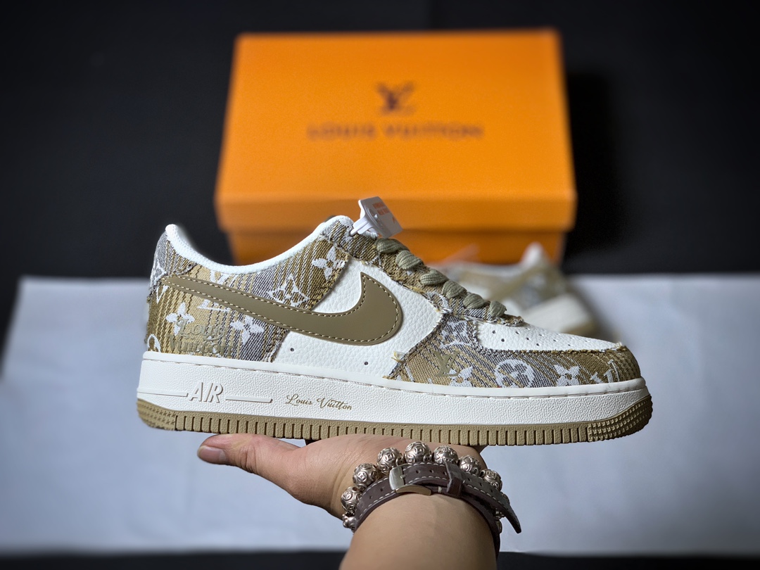 Air Force 1 x LV  XS1958-582
