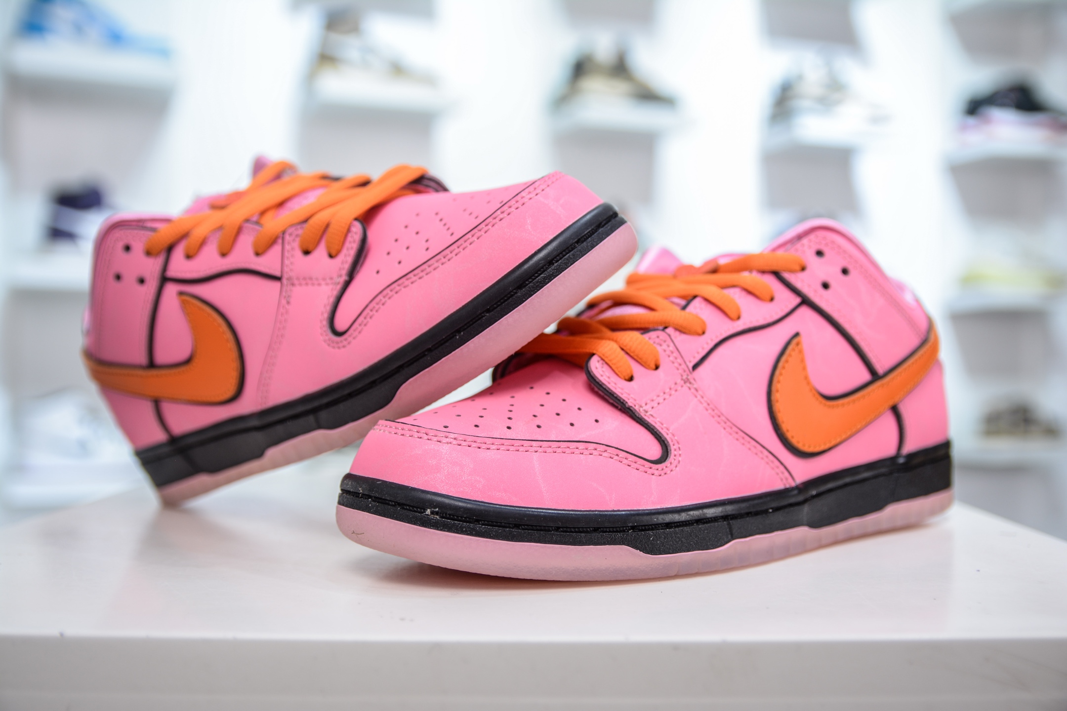 Nike SB Dunk Low The Powerpuff Girls Blossom FD2631-600