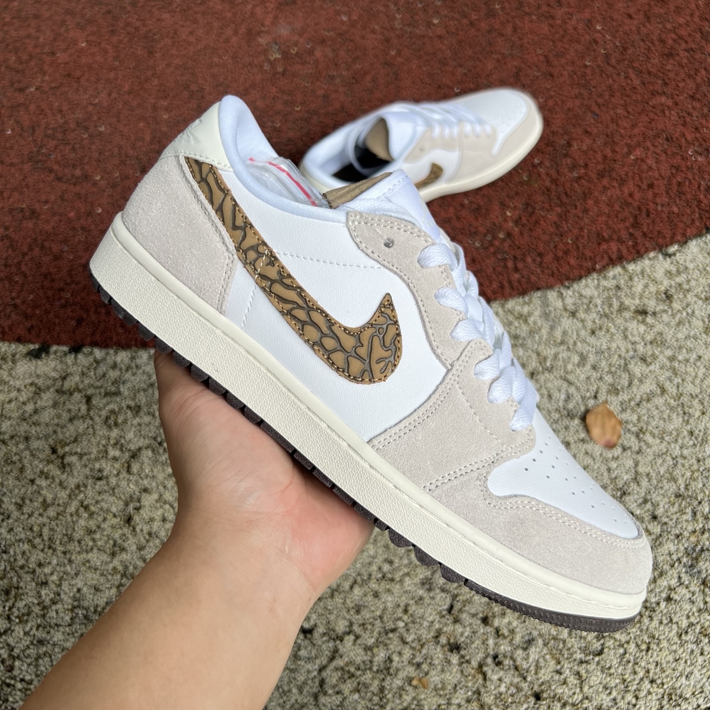 Jordan 1 Retro Low Golf Light Orewood Elephant 2025 DD9315-116