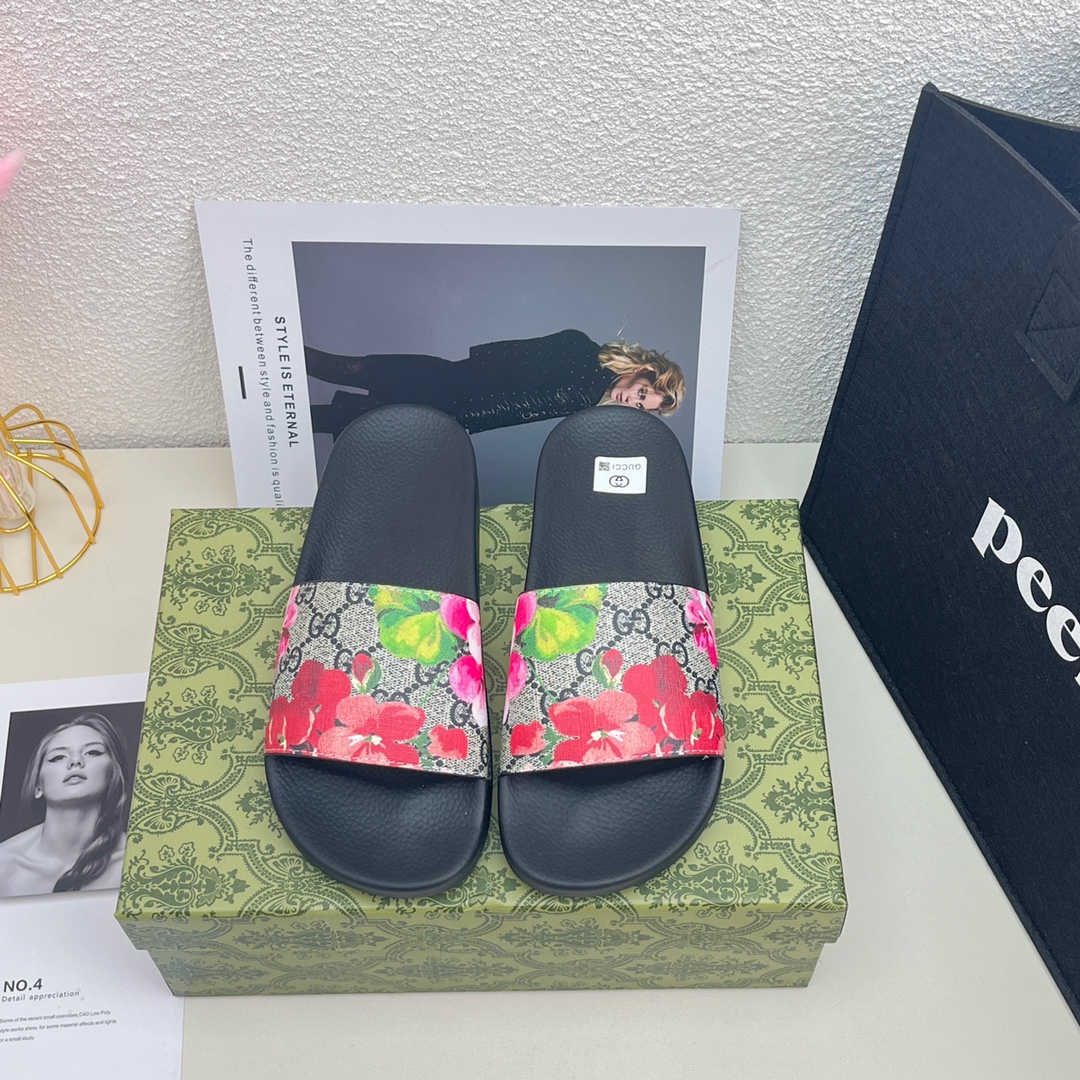 Gucci Slide Collection 01