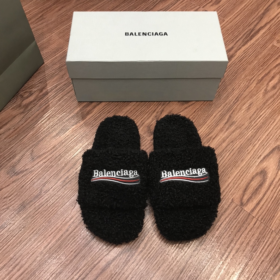 Balenciaga slides