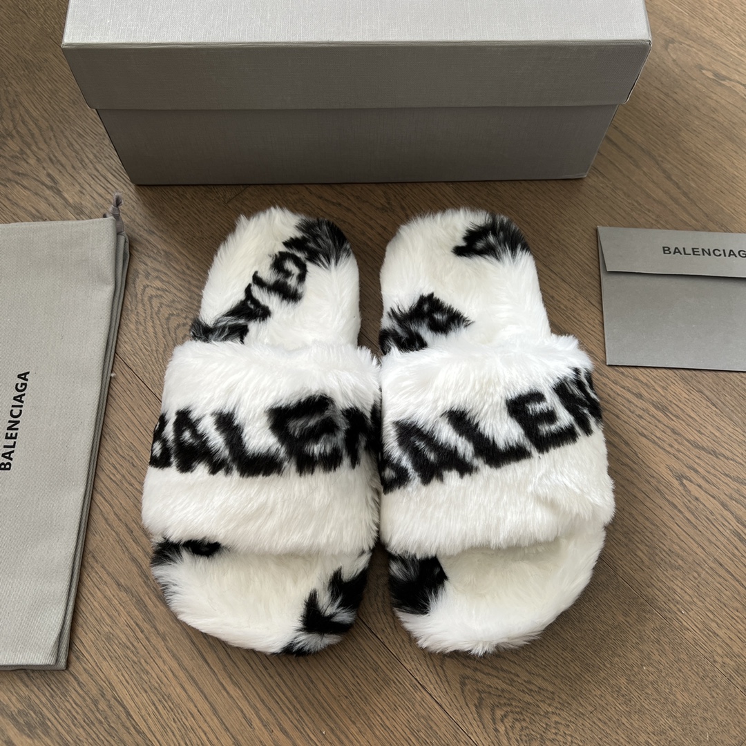 Balenciaga slides