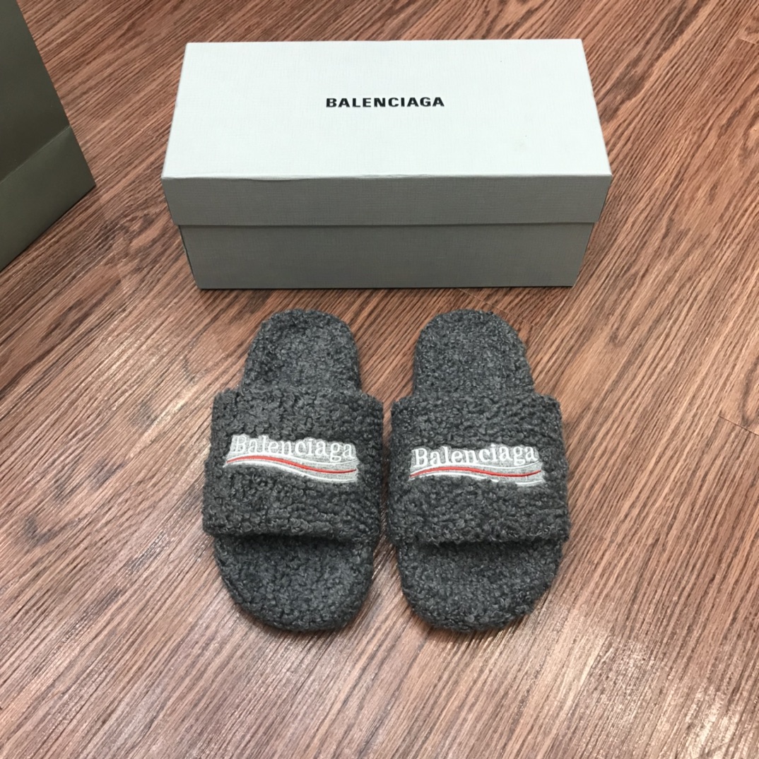 Balenciaga slides
