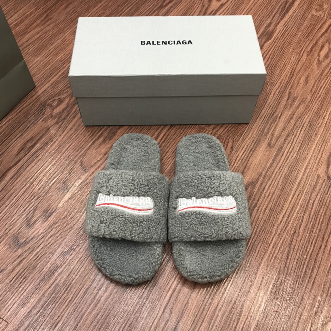 Balenciaga slides