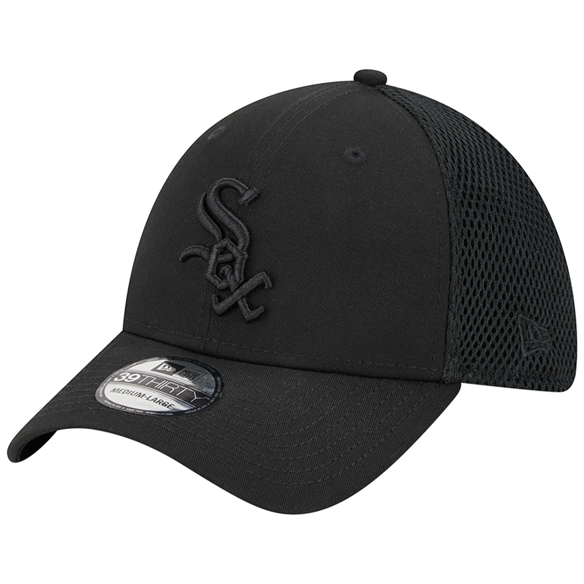 Chicago White Sox New Era Black-on-Black Neo Mesh 39THIRTY Flex Hat - S/M