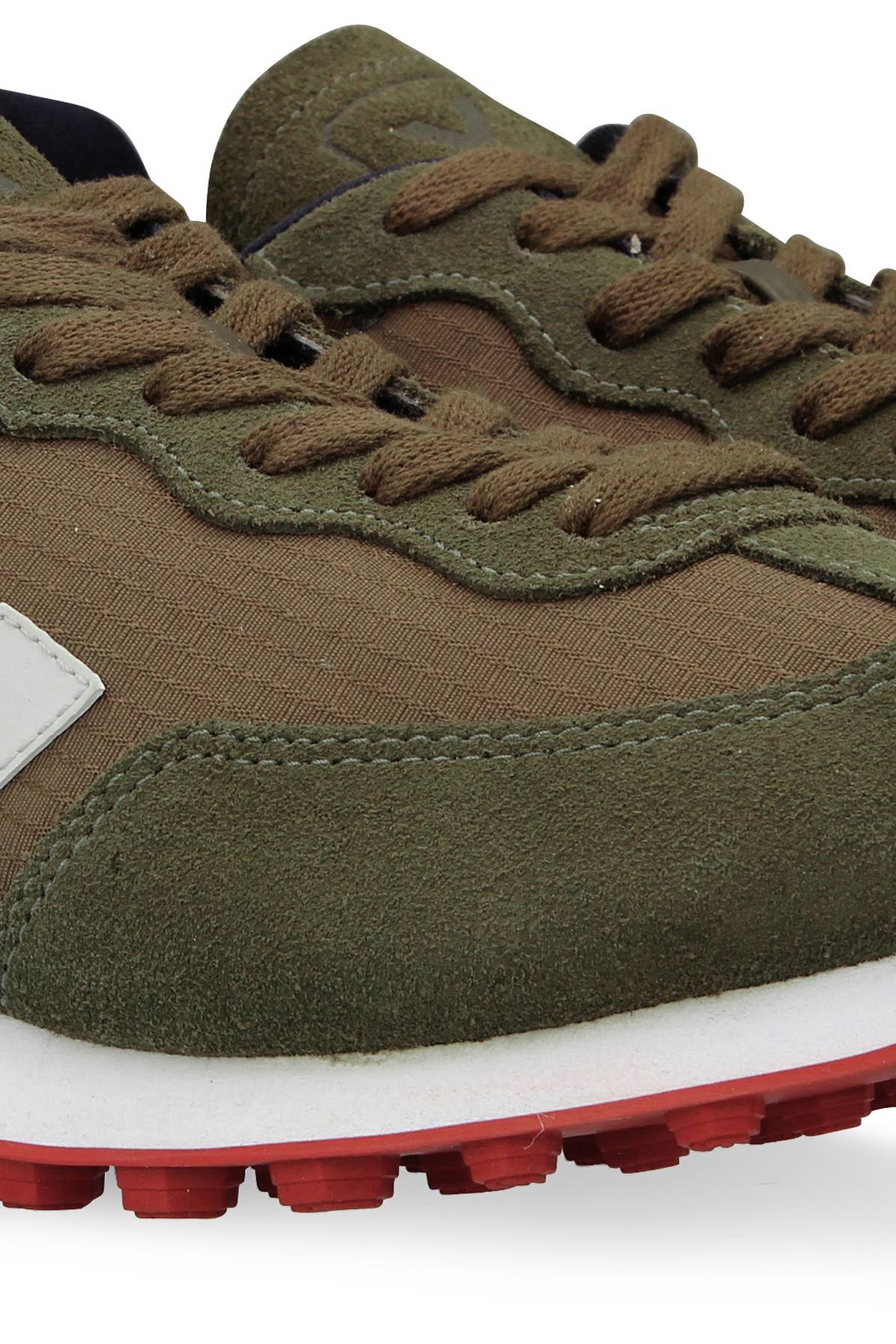 Veja  Rio Branco Sneakers Women  Green