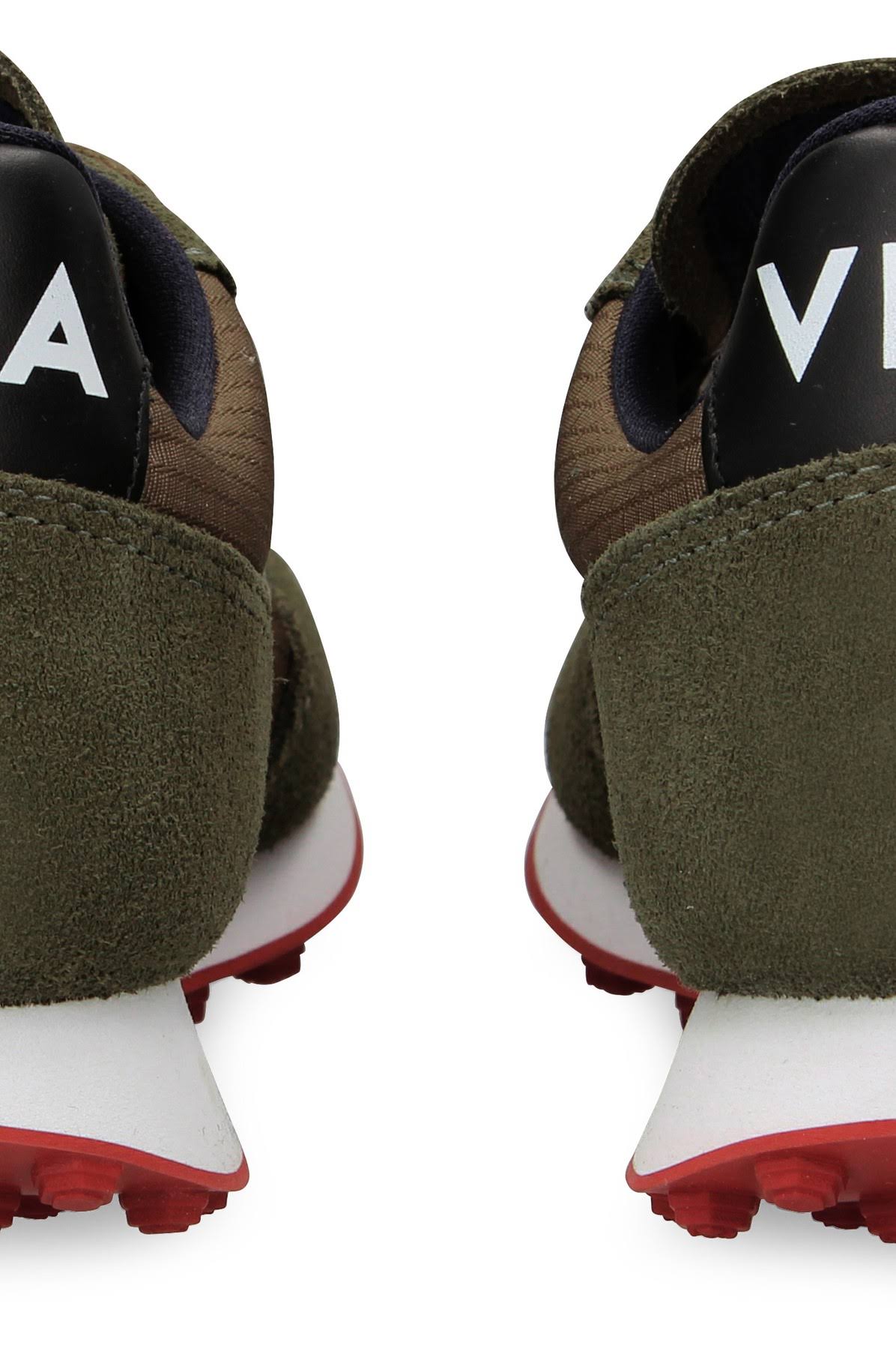 Veja  Rio Branco Sneakers Women  Green