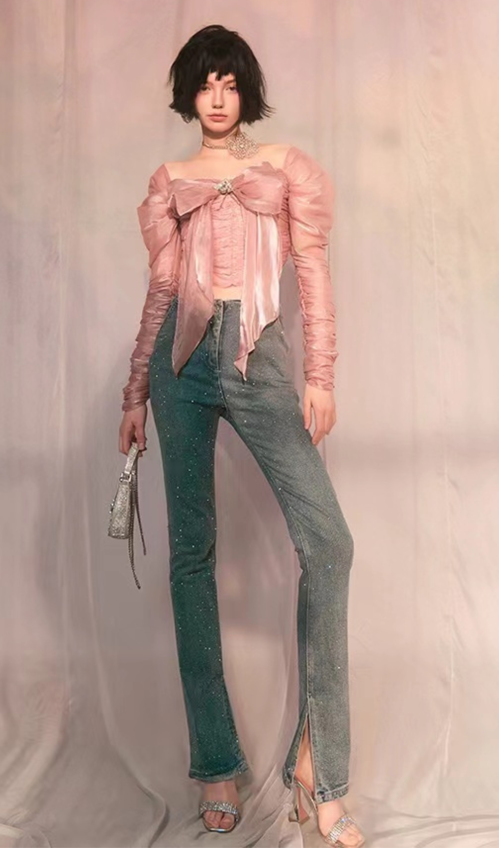 STRAPLESS BOW LONG SLEEVE TOP IN PINK